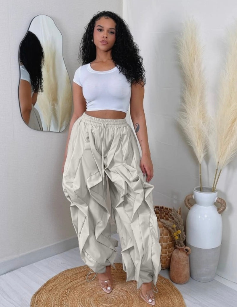 Ruffle Print Cargo Pants|Grey