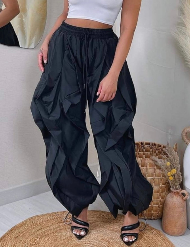 Ruffle Print Cargo Pants|Black